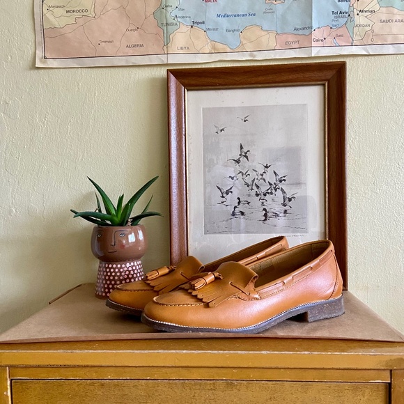Seychelles Cloak Leather Mustard Loafers in Mustard - Picture 1 of 11